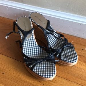 ❤️Etienne Aigner wedges